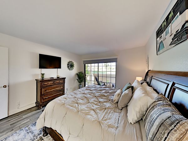 Palm Springs Home 1028286