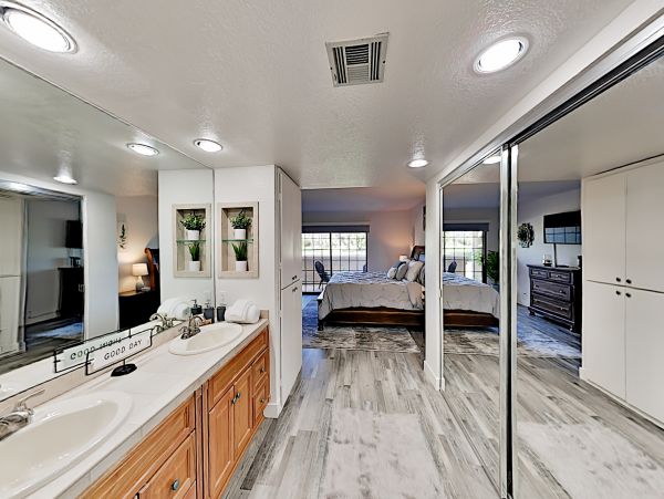 Palm Springs Home 1028286