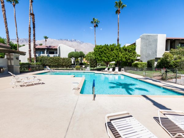 Palm Springs Home 1028287