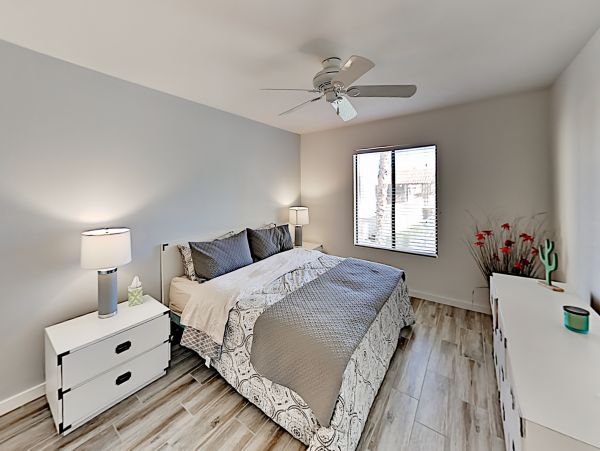 Palm Springs Home 1028289