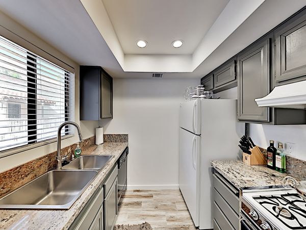 Palm Springs Home 1028289