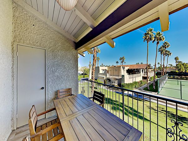 Palm Springs Home 1028289