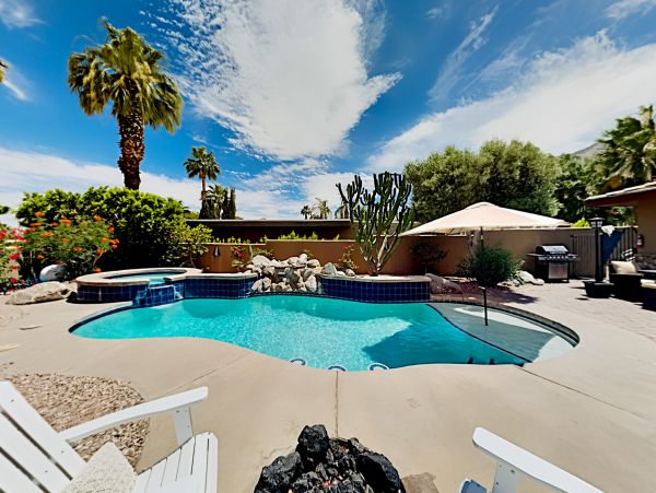 Palm Springs Home 1028290
