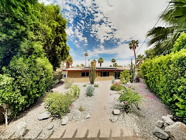 Palm Springs Home 1028290