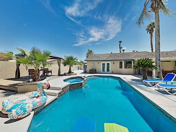 Palm Springs Home 1028291