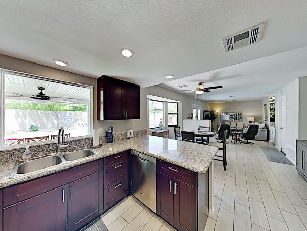 Palm Springs Home 1028291