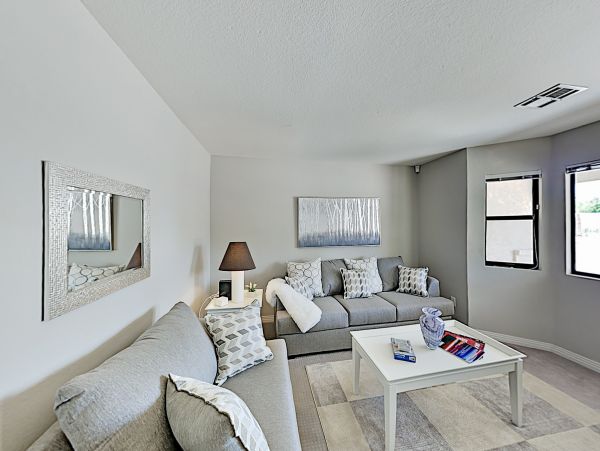 Palm Springs Home 1028291