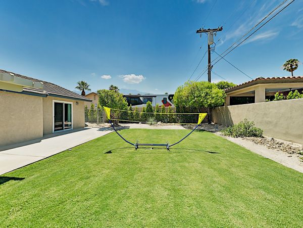 Palm Springs Home 1028291