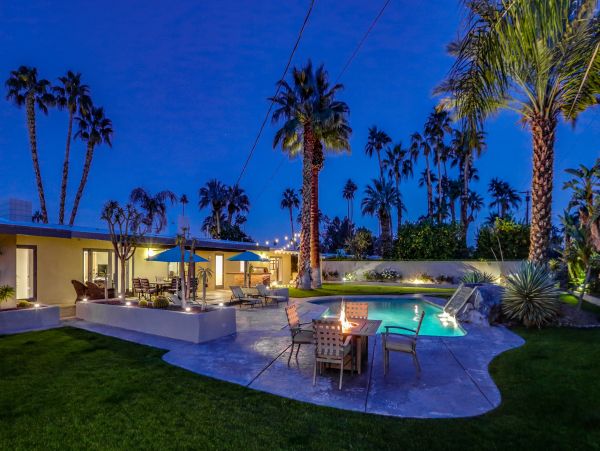 Palm Springs Home 1028292