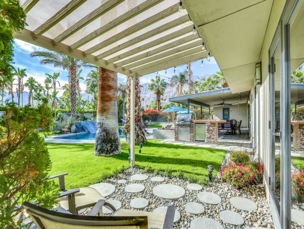 Palm Springs Home 1028292