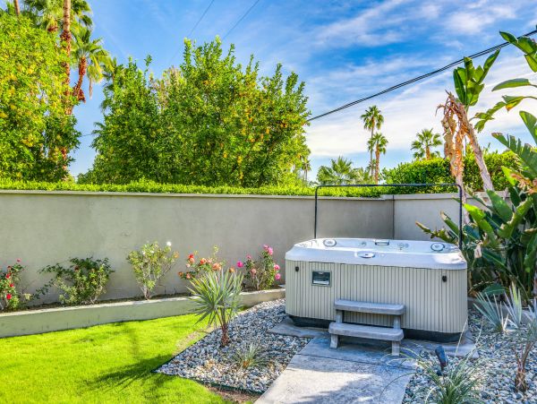 Palm Springs Home 1028292