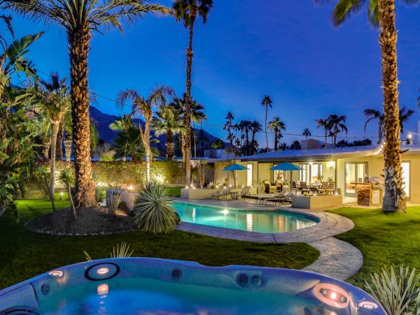 Palm Springs Home 1028292