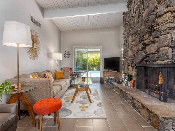 Palm Springs Home 1028294