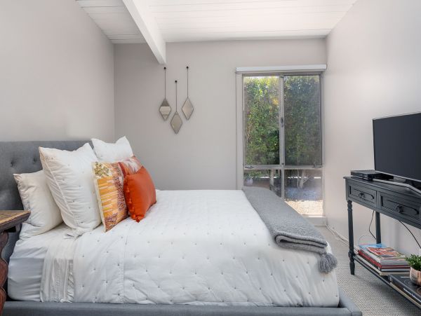 Palm Springs Home 1028294