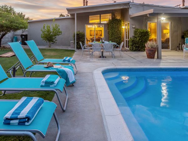 Palm Springs Home 1028294