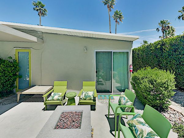 Palm Springs Home 1028294