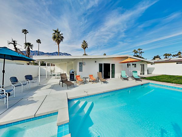 Palm Springs Home 1028295