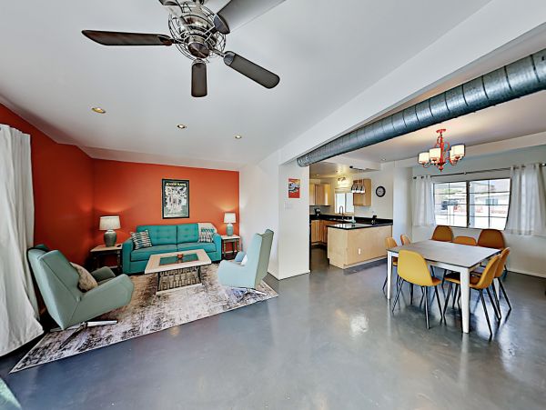 Palm Springs Home 1028295