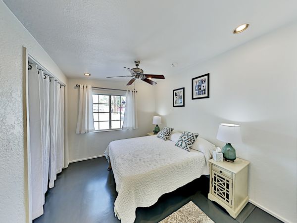 Palm Springs Home 1028295