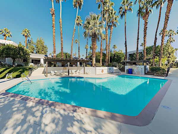 Palm Springs Home 1028296