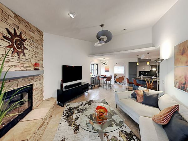 Palm Springs Home 1028297