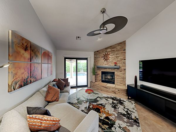 Palm Springs Home 1028297