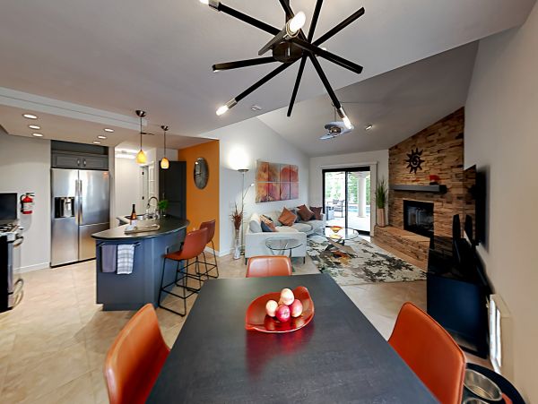 Palm Springs Home 1028297