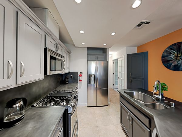 Palm Springs Home 1028297