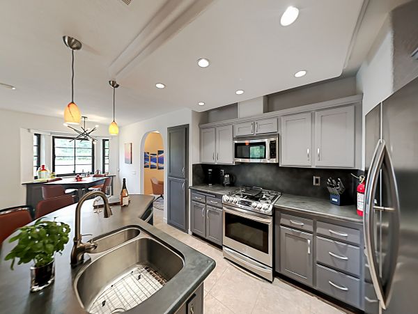 Palm Springs Home 1028297