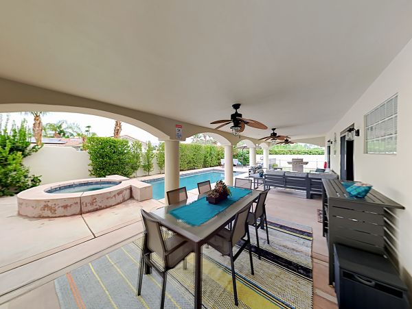 Palm Springs Home 1028297