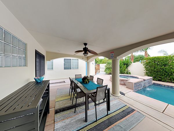 Palm Springs Home 1028297
