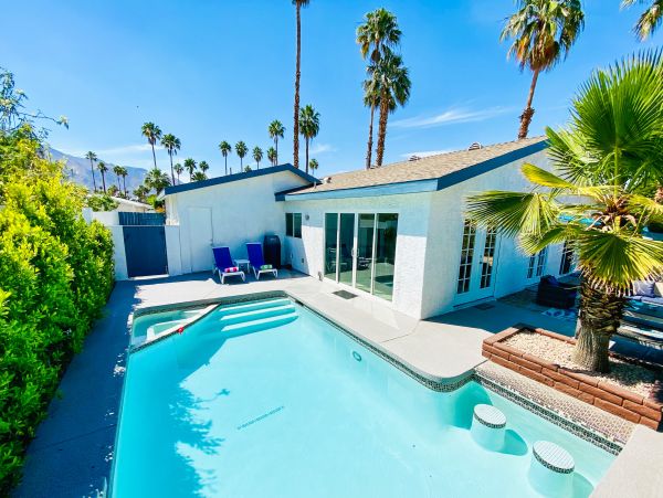 Palm Springs Home 1028299
