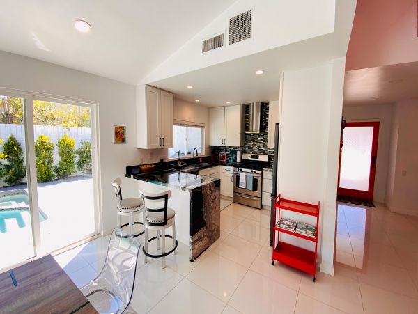 Palm Springs Home 1028299