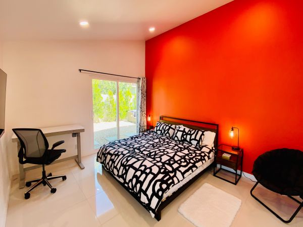 Palm Springs Home 1028299