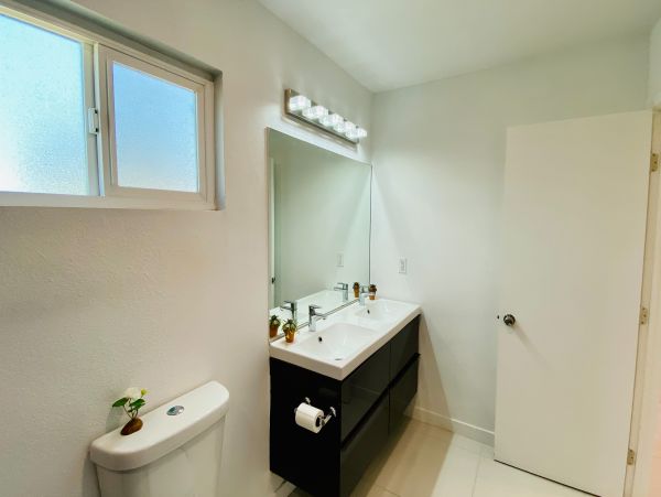 Palm Springs Home 1028299