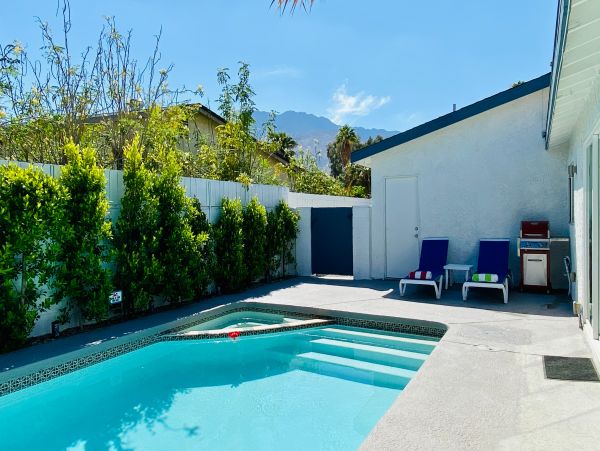 Palm Springs Home 1028299