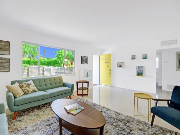 Palm Springs Home 1028301