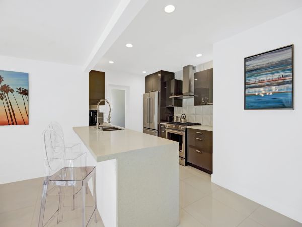Palm Springs Home 1028301