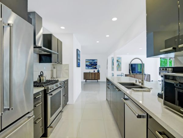 Palm Springs Home 1028301