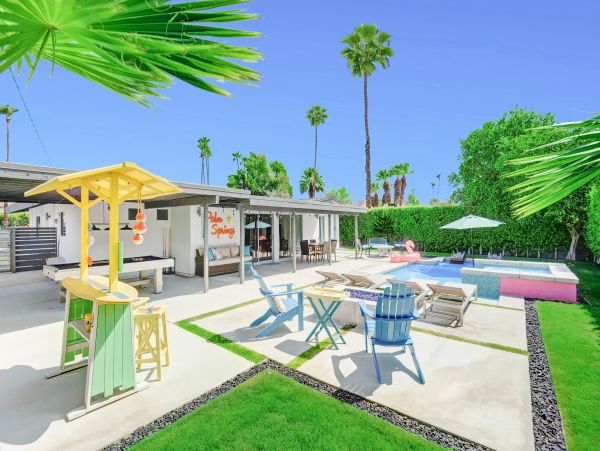 Palm Springs Home 1028301
