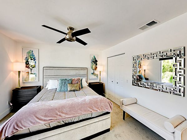 Palm Springs Home 1028302