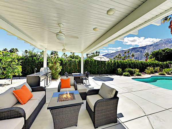 Palm Springs Home 1028302