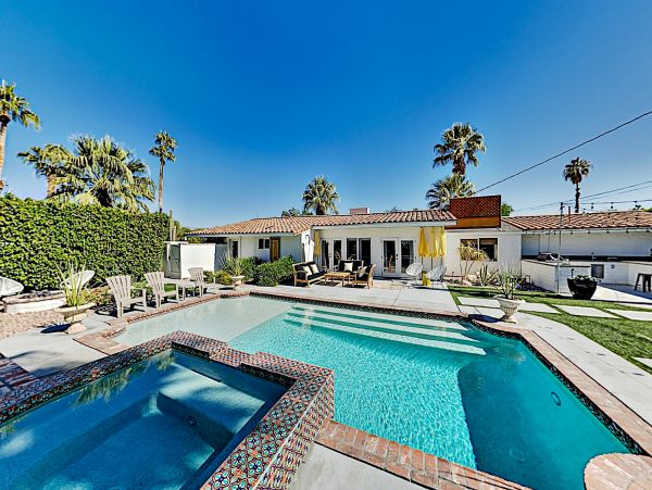 Palm Springs Home 1028303