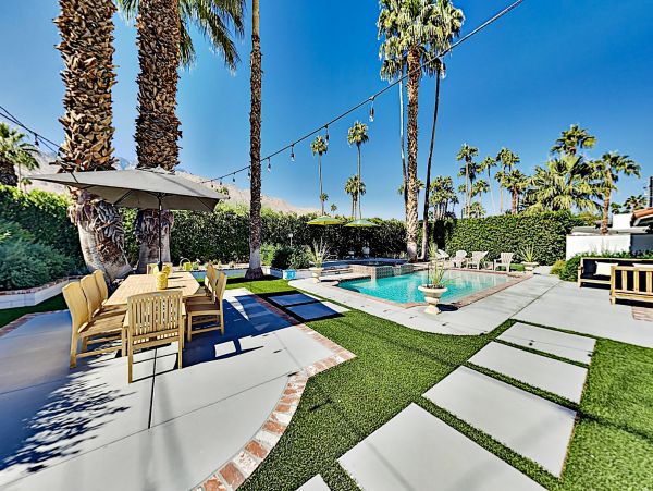 Palm Springs Home 1028303