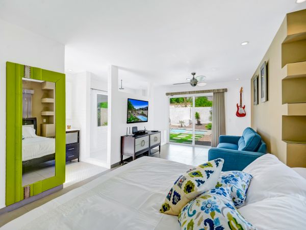 Palm Springs Home 1028304