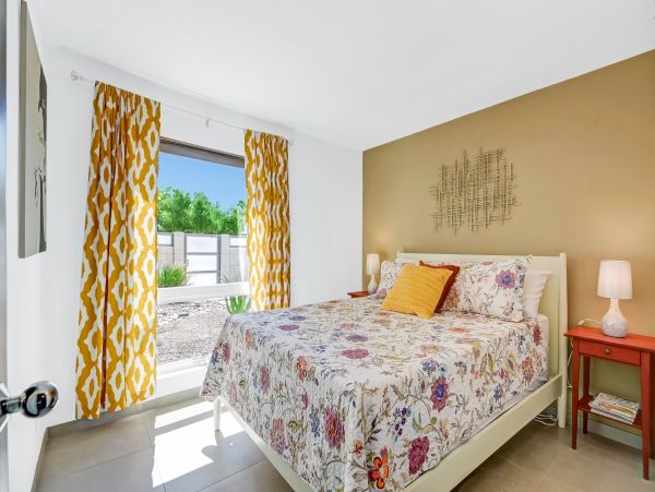 Palm Springs Home 1028304