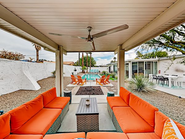 Palm Springs Home 1028304