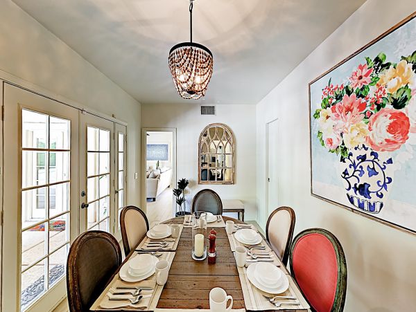 Palm Springs Home 1028305