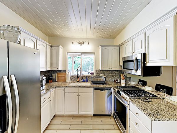 Palm Springs Home 1028305