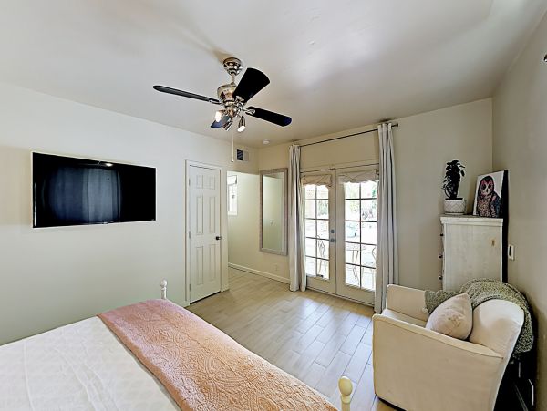 Palm Springs Home 1028305